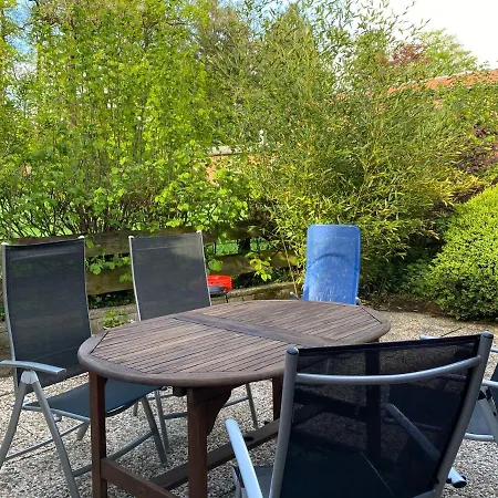 Huus Utspann Mit Terrasse - 23 Km Vor Hamburg - סייבטאל
