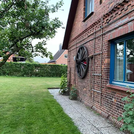 Huus Utspann Mit Terrasse - 23 Km Vor Hamburg - *
